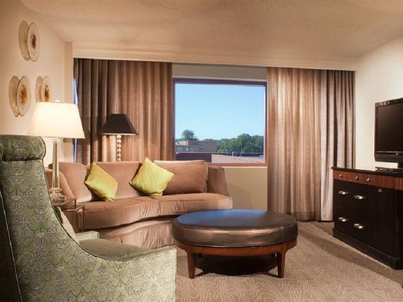 Omni Charlottesville Hotel Екстер'єр фото