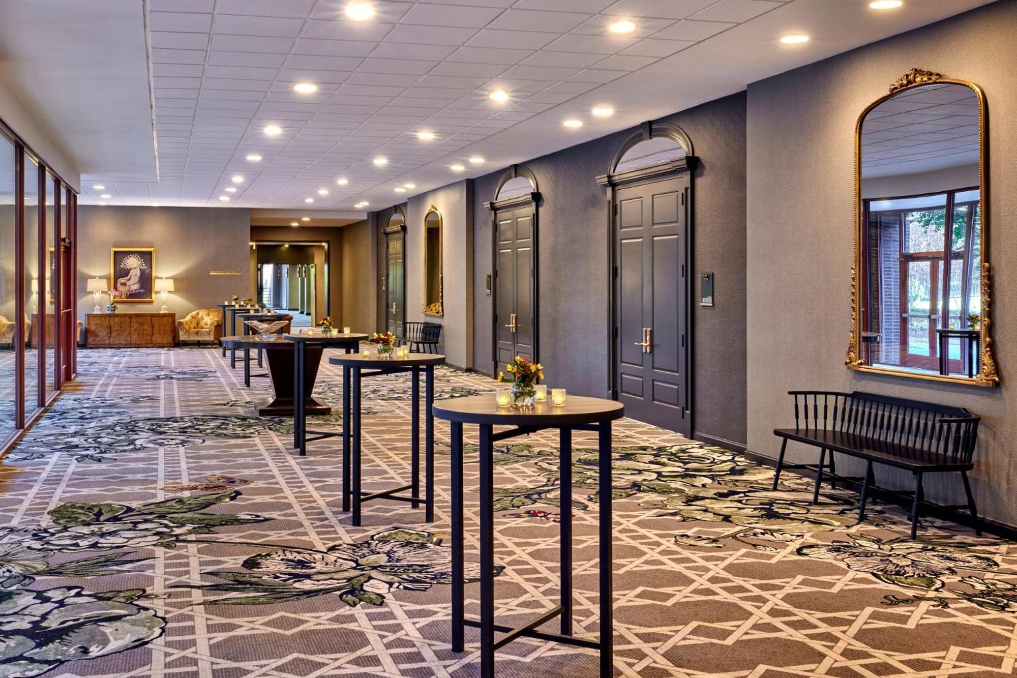 Omni Charlottesville Hotel Екстер'єр фото
